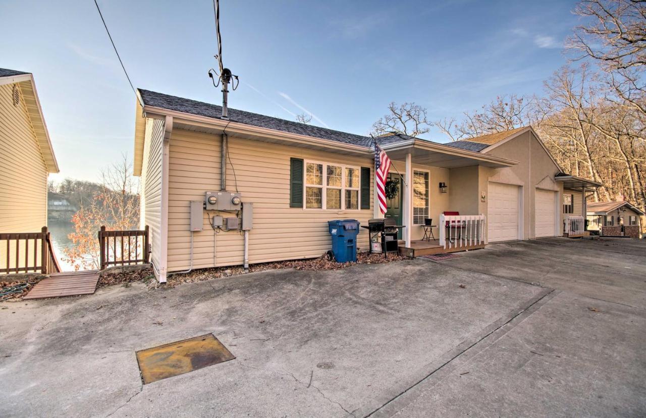 Waterfront Townhome With Private Dock And Lake Views Lake Ozark Exterior foto